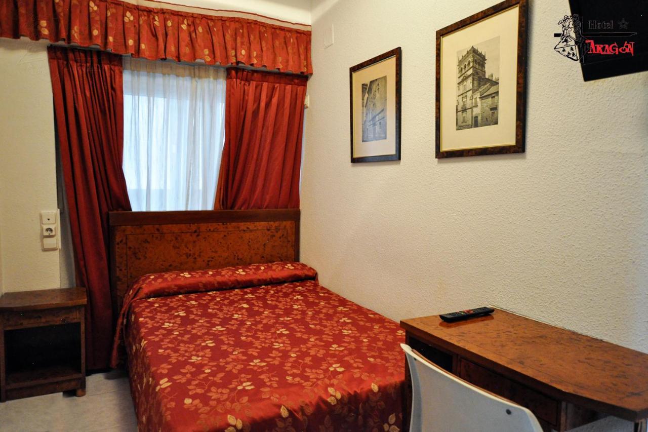 Hotel Aragon Саламанка Экстерьер фото