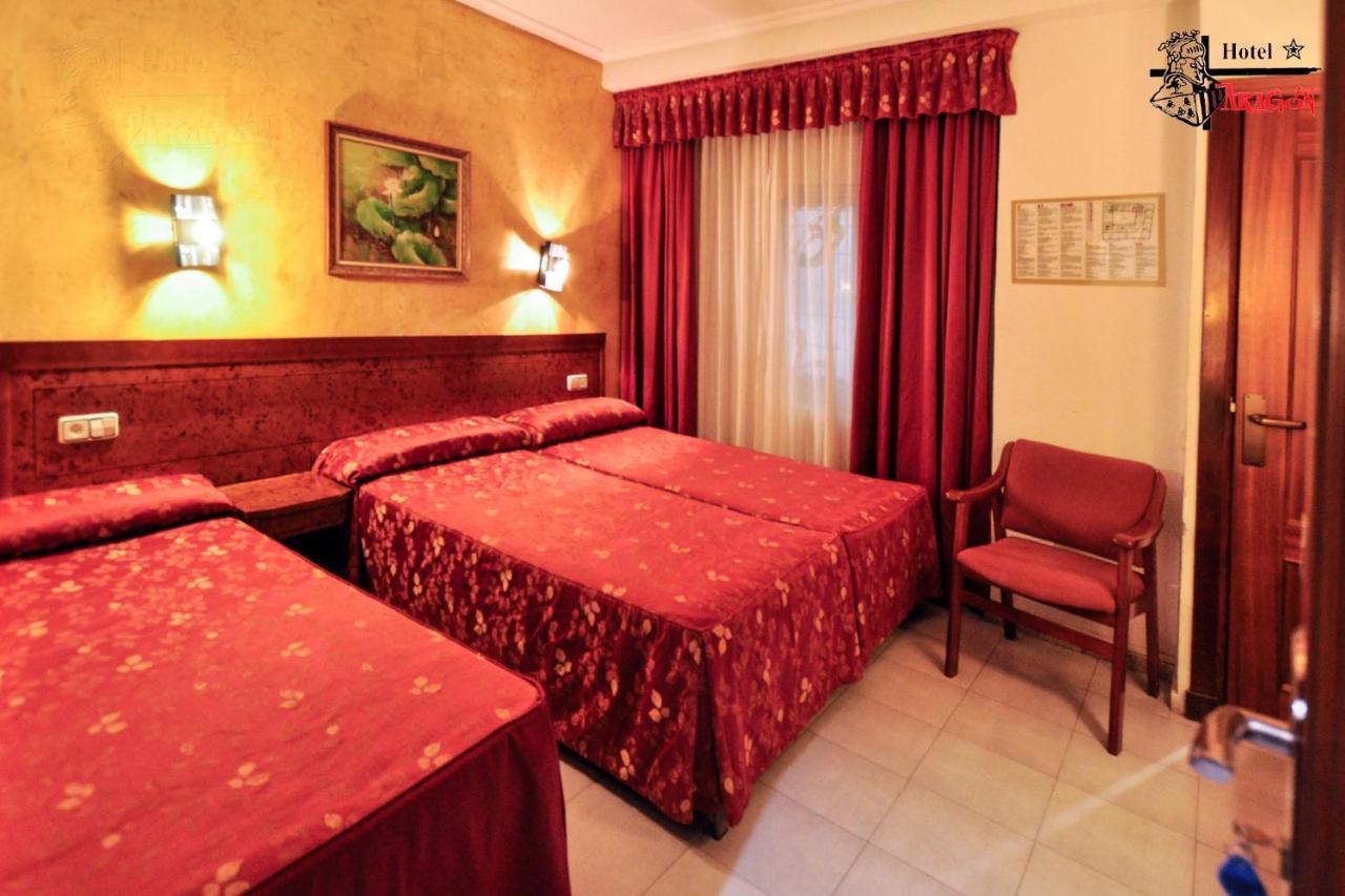 Hotel Aragon Саламанка Экстерьер фото