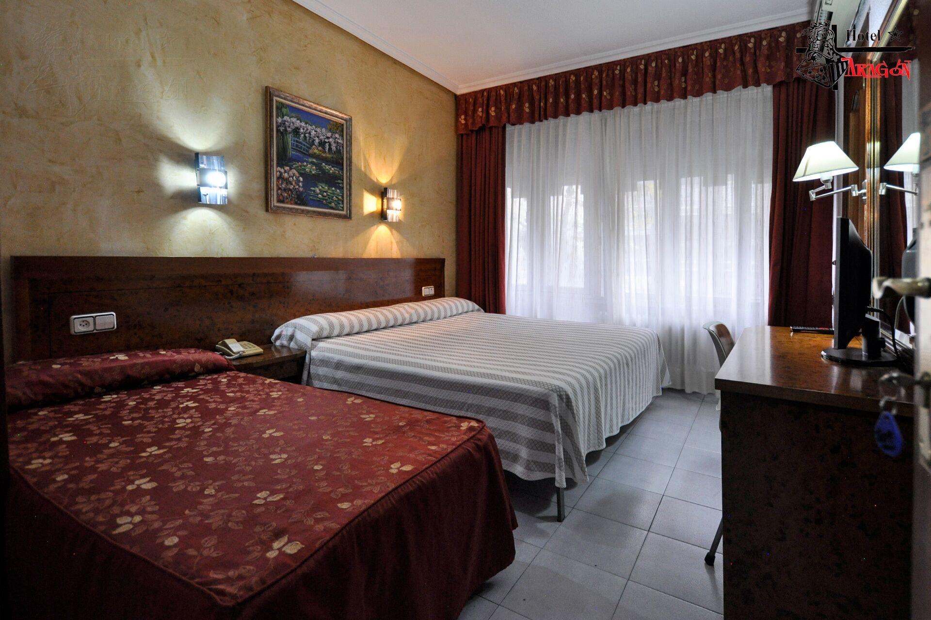 Hotel Aragon Саламанка Экстерьер фото